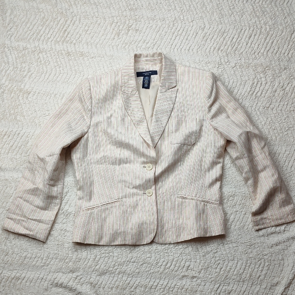 Jones Wear Petite Women's Pant Suit Size 12 With Minor Flaw